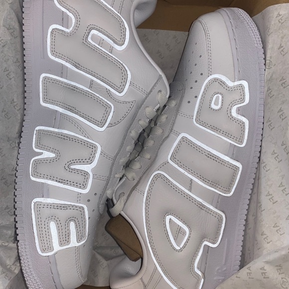 Meet Me! I’m easy going, fun and have some style. - Picture 12 of 14